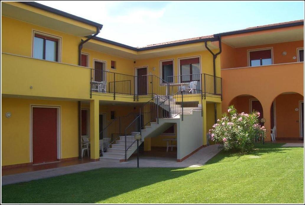 Vida Loca Apartments La Meridiana Peschiera del Garda Exterior photo